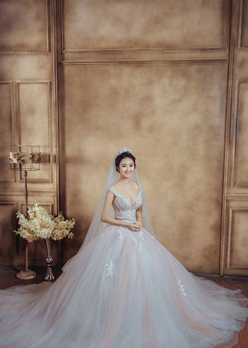 Dù đang là đương kim hoa hậu nhưng việc Thu Ngân kết hôn không vi phạm quy chế của ban tổ chức cuộc thi Hoa hậu Bản sắc Việt toàn cầu.