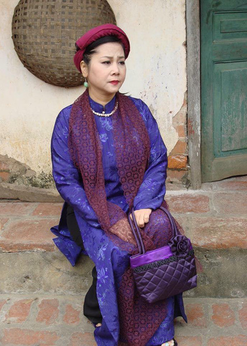 Ngoài đóng phim, nghệ sĩ Minh Hằng còn tham gia lồng tiếng cho phim. Được biết, chị từng lồng tiếng cho nhiều nữ diễn viên của điện ảnh Việt như: Lê Vân, Lê Vi, Như Quỳnh, Phương Thanh, Thu Hà...(Ảnh: Facebook nhân vật)