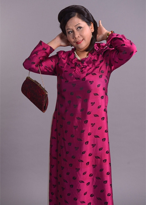 Vai diễn truyền hình ấn tượng nhất của nữ nghệ sĩ có lẽ là bà Phó Đoan trong “Trò đời” khi chị đã lột tả thành công nhân vật có cuộc đời nhiều thăng trầm và tính cách phức tạp. Trước khi nhận vai, nghệ sĩ Minh Hằng từng 2 lần xin trả lại vai vì cảnh nhạy cảm. (Ảnh: Khám phá)