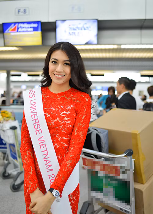 Người đẹp gốc Đà Nẵng không quên gửi lời cám ơn đến Hoa hậu Phạm Hương và Á hậu Thiên Lý đã sát cánh cùng cô cho hành trình rất nhiều thú vị phía trước. 