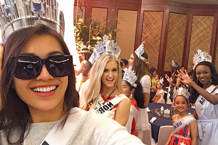 Le Hang tu tin do sac cung Miss Universe 2015 Pia Wurtzbach-Hinh-10