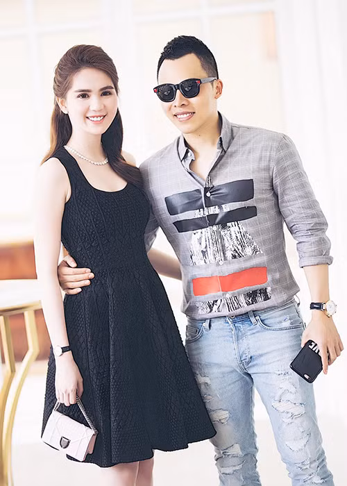 Ty phu Hoang Kieu hon Ngoc Trinh tai san bay gay sot-Hinh-5