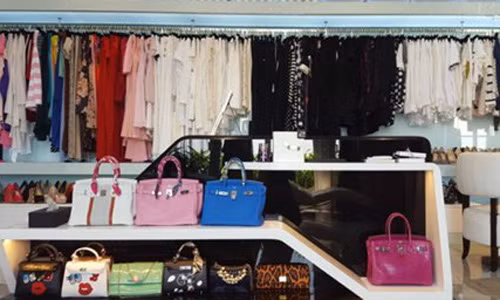 Khong can ty phu Hoang Kieu, Ngoc Trinh da la “dai gia“-Hinh-3