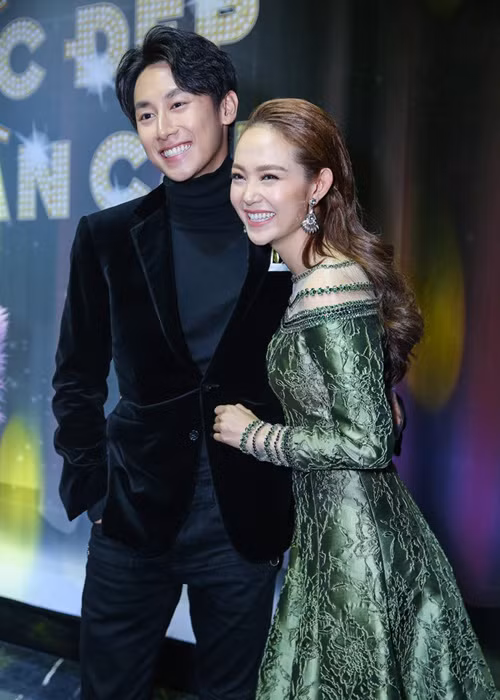 Ba cap doi man anh Viet hua hen gay bao nam 2017-Hinh-4