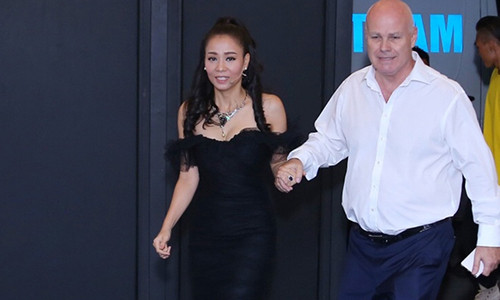 Phan ung cua Thu Minh Jennifer Pham khi chong bi to no nan-Hinh-2