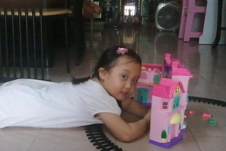 Nam Dinh Dau, ngam ve dang yeu vo doi cua be Ga-Hinh-11