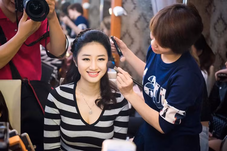 Được biết, hôn lễ của Hoa hậu Thu Ngân và doanh nhân Doãn Văn Phương sẽ diễn ra vào ngày 9/1, tại Hà Nội. (Ảnh: Facebook nhân vật)