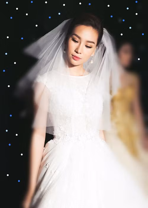  Bạn gái Trương Nam Thành từng đoạt giải Người đẹp áo dài tại cuộc thi Hoa hậu Thế giới người Việt 2010 nhưng sau đó bị tước danh hiệu vì sửa mũi. (Ảnh: Facebook nhân vật) 