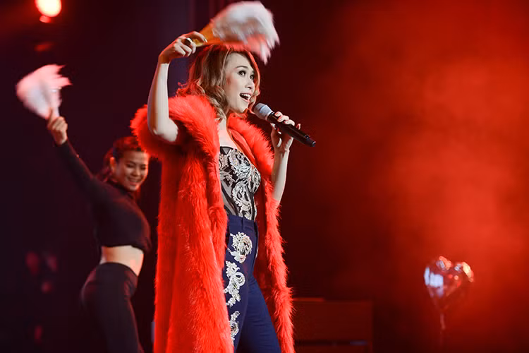 Mỹ Tâm đã mang đến những bản hit gắn liền với sự nghiệp ca hát cùng những nhạc phẩm được khán giả yêu cầu: “Hãy về với nhau”, “Đôi cánh tình yêu”, “Ước gì”, “Vì em quá yêu anh”, Như một giấc mơ”...