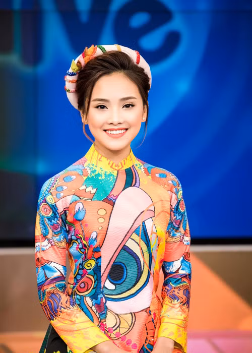 Nguyen Thi Loan, Minh Quan, To Nhu bat mi ke hoach don Tet-Hinh-3