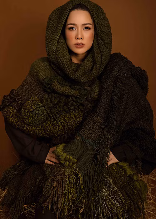 Chia sẻ về kế hoạch trong năm 2017, Nhật Kim Anh cho biết, cô sẽ ra mắt MV “Duyên đầu năm” vào dịp Tết Nguyên Đán.