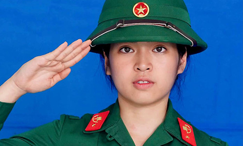 Khanh Van len tieng khi vuong on ao o Sao nhap ngu