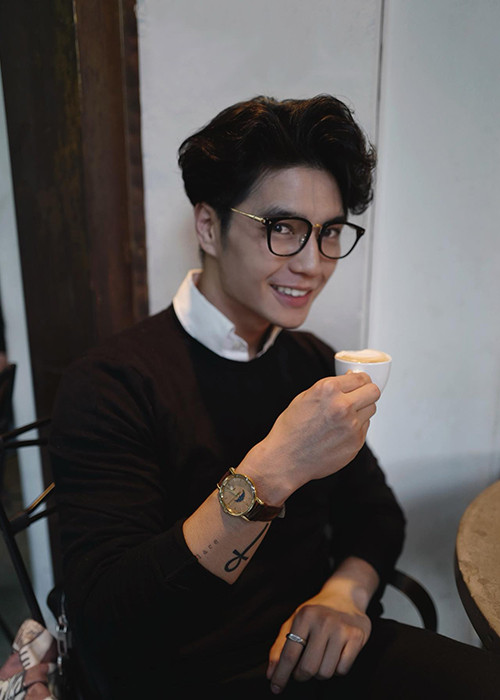 Sau tin đồn hẹn hò Ngô Thanh Vân, chàng doanh nhân trẻ nhận được sự chú ý của nhiều khán giả.