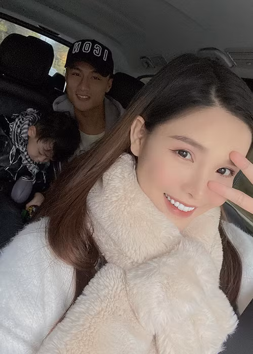 Cặp đôi đoàn tụ cách đây không lâu.