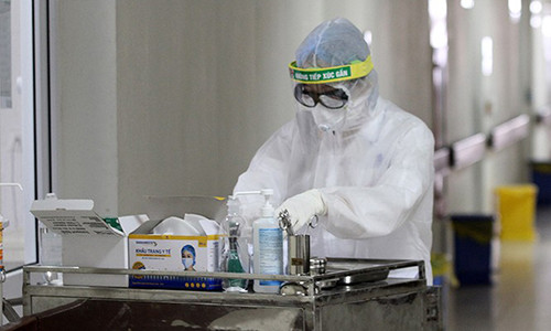 Truy vet, theo dau ca benh COVID -19 giup chan chu ky lay nhiem