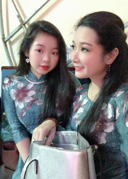 Thái Phương là con gái thứ hai của Thanh Thanh Hiền và người chồng cũ đầu tiên - nghệ sĩ Hoàng Anh Tú.