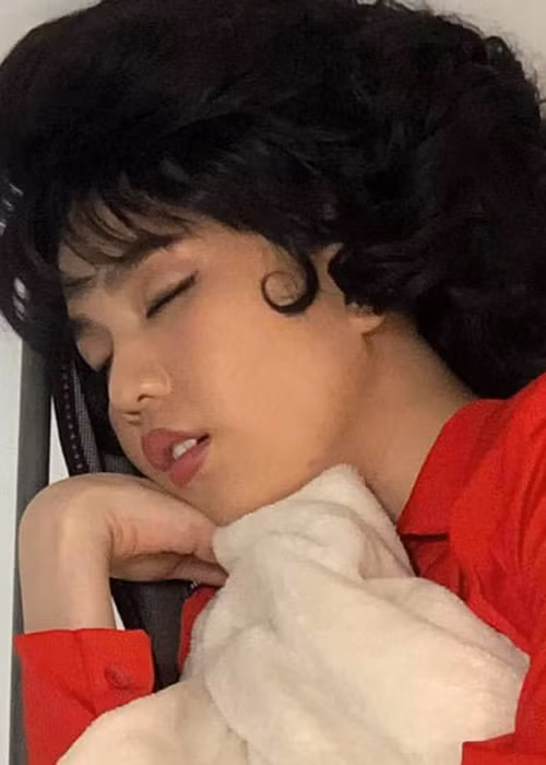 Loat anh Ngoc Trinh bi 