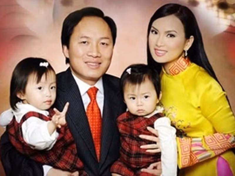 Hai vợ chồng Hà Phương có hai cô con gái: bé Diana và Angelina. Ảnh: Vietnamnet