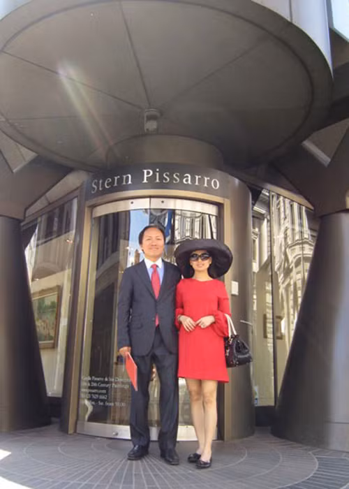 Đó cũng là lý do em gái của Cẩm Ly học diễn xuất, viết kịch bản và làm phim. Nữ ca sĩ muốn chồng có thể cảm thấy tự hào khi đứng cạnh mình. Ảnh: Khám phá