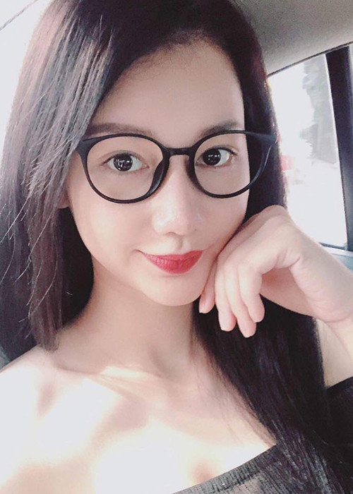 Quỳnh Chi sống xa con trai khi bé ở bên Mỹ cùng chồng cũ của nữ MC.