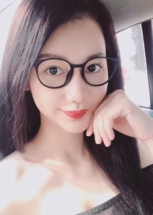 Quỳnh Chi sống xa con trai khi bé ở bên Mỹ cùng chồng cũ của nữ MC.