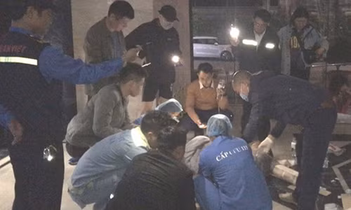 Cu dan bi thuong nang trong su co thang may, cong ty van hanh noi thang may chat luong cao