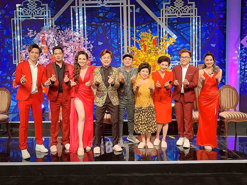 Chí Tài ghi hình chương trình Tết cùng Diễm Hương, MC Đại Nghĩa, Minh Luân...