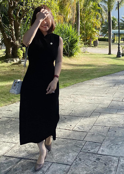 Trên trang cá nhân, doanh nhân Ngọc Tiền từng một số lần đăng tải ảnh chụp Quý Bình từ đằng sau.