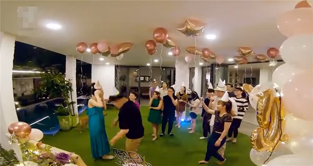 Ho Ngoc Ha dinh chinh biet thu duoc cho la moi toanh