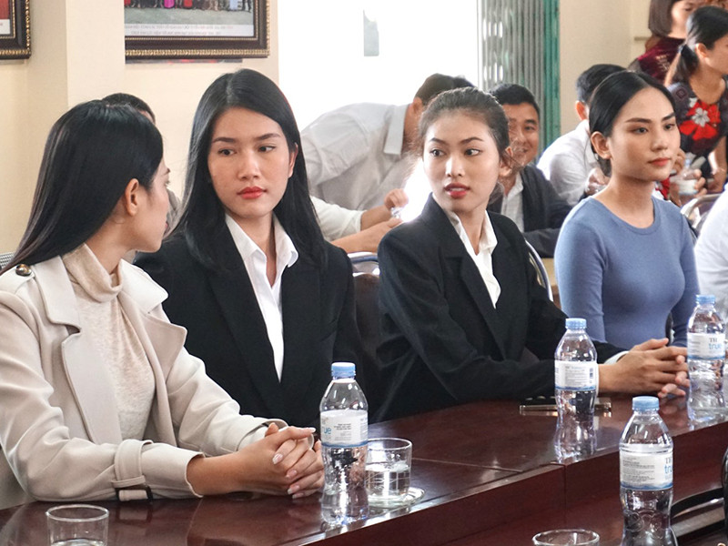 Đoàn từ thiện của Hoa hậu Việt Nam 2020 có một số hoạt động khác ở Thanh Hóa ngoài trao tặng 8 máy vi tính cho trường Trung học Phổ thông Nông Cống. Cụ thể, tại xã Thăng Thọ, đoàn hỗ trợ kinh phí 50 triệu để cải thiện lại những con đường.