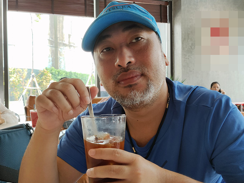 Đạo diễn Quang Dũng thường được những bóng hồng xinh đẹp vây quanh. Thế nhưng, anh chưa từng công khai bất kì mối tình nào với công chúng.