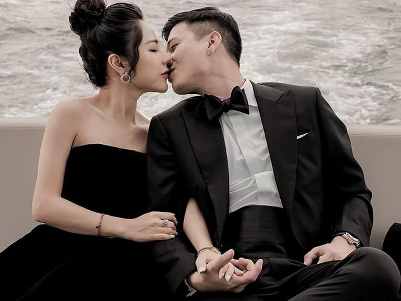 Huỳnh Anh có tình sử hẹn hò ồn ào trong khi đó, Bạch Lan Phương khá kín tiếng.