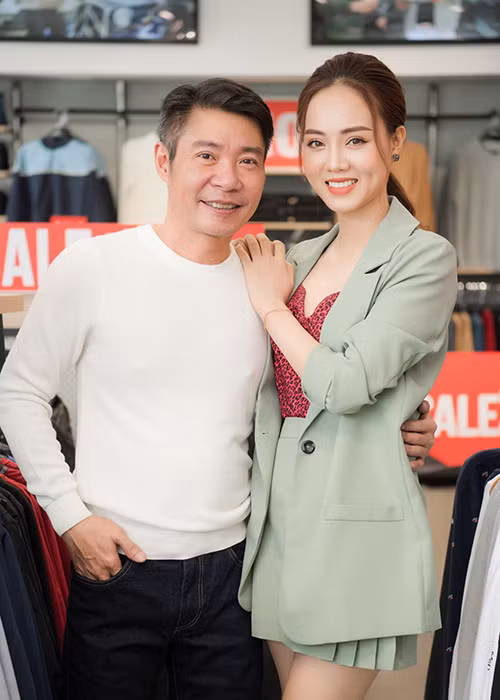 Sau 5 năm hẹn hò, Ngọc Hà đã quyết định lên xe hoa với Công Lý.