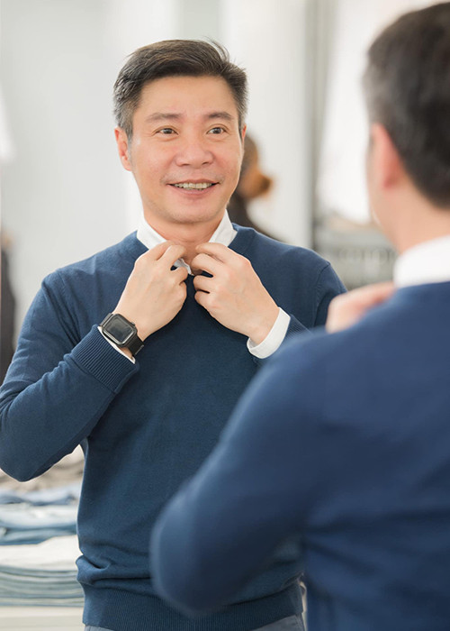 Phong cách thời trang của Công Lý có sự thay đổi khiến không ít người bất ngờ.