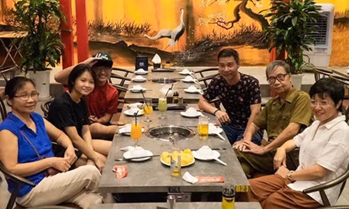 Thảo Vân giữ mối quan hệ tốt đẹp với chồng cũ lẫn bố mẹ chồng cũ.