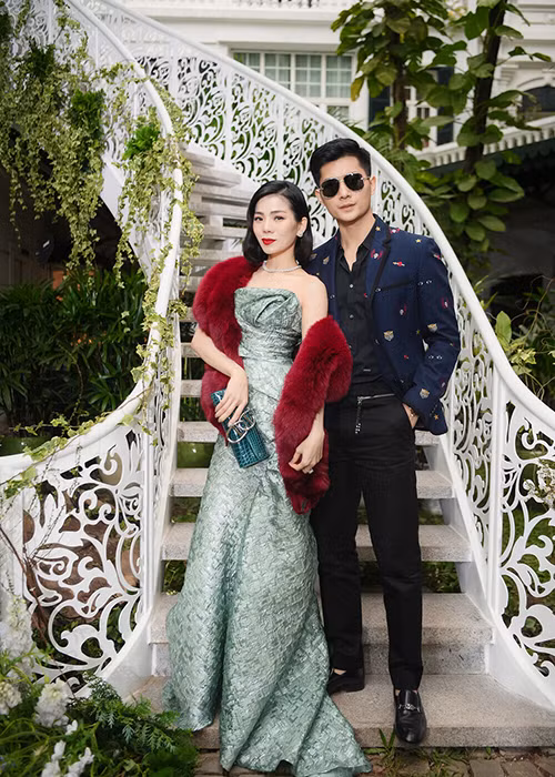 Don Giang sinh, Le Quyen va 