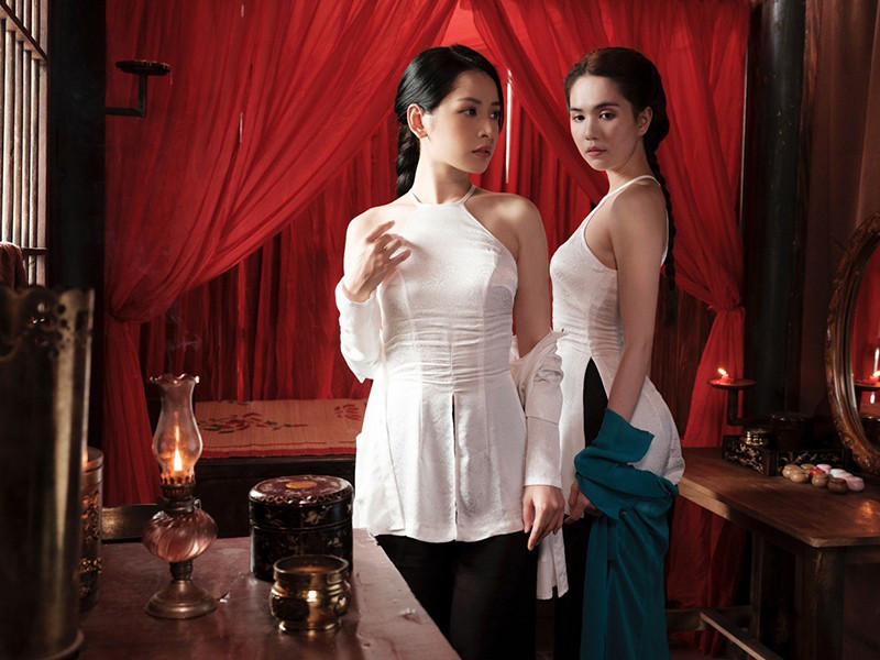 Ngọc Trinh sinh năm 1989, hơn Chi Pu 4 tuổi.