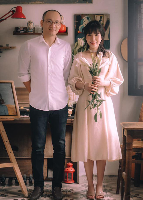 Nam MC "Ai là triệu phú" thường viết lời có cánh cho người bạn đời.