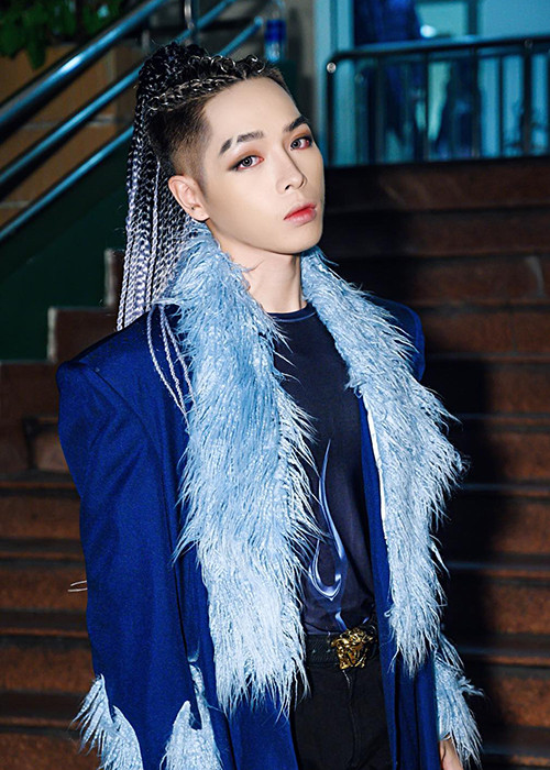 Quản lý Đức Phúc tiết lộ với iOne, nam ca sĩ bị hủy 5 show chỉ trong hai ngày.