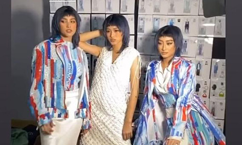 Hoa hau Do Thi Ha tiep tuc lo bang chung khong the cao 1m75