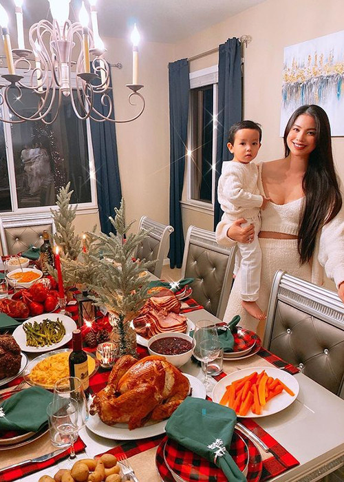 Đến nay, Phạm Hương ở Mỹ đã được hơn 2 năm. Cách đây không lâu, cô mở lại trang cá nhân sau một thời gian tạm đóng.