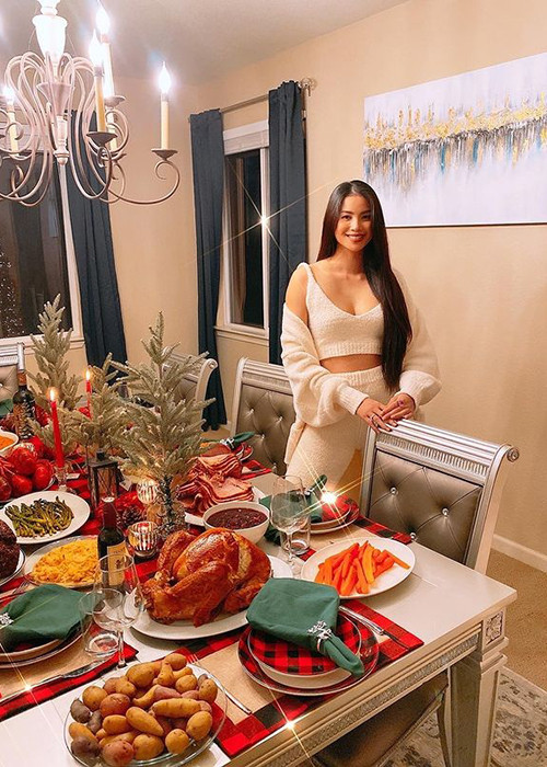 Phạm Hương ngày càng kín tiếng. Dường như, cô muốn tránh xa thị phi từng vướng phải khi sang Mỹ sinh sống.