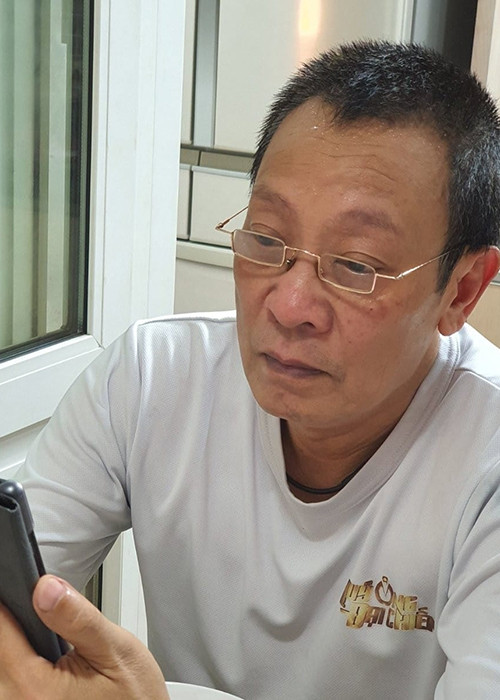 Lại Văn Sâm chăm đăng Facebook hơn vì trước đó anh bị nhiều người giả mạo Facebook, lợi dụng hình ảnh.