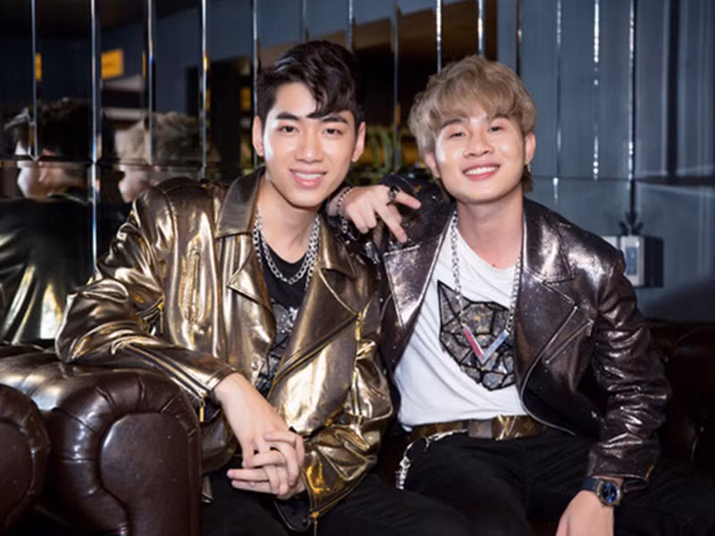 Nếu như Erik nổi tiếng năm 2016 thì tên tuổi của Jack vụt sáng vào năm 2019. Chàng trai gốc Bến Tre tỏa sáng nhờ bắt tay với K-ICM. Ảnh: Vietnamnet