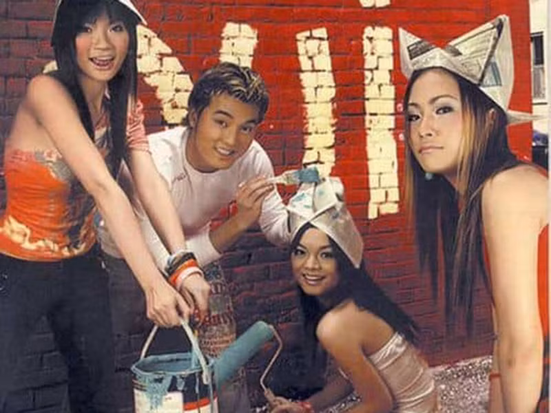 Theo Giao thông, khi sự nghiệp ở thời kỷ đỉnh cao, Ưng Hoàng Phúc đi biểu diễn suốt hơn ba tháng liên tục qua các tỉnh thành trên cả nước. Ảnh: Wepro