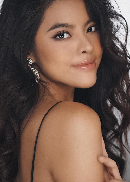 Phương Thảo sinh năm 1994, từng lọt top 45 cuộc thi Hoa hậu Hoàn vũ Việt Nam 2019.