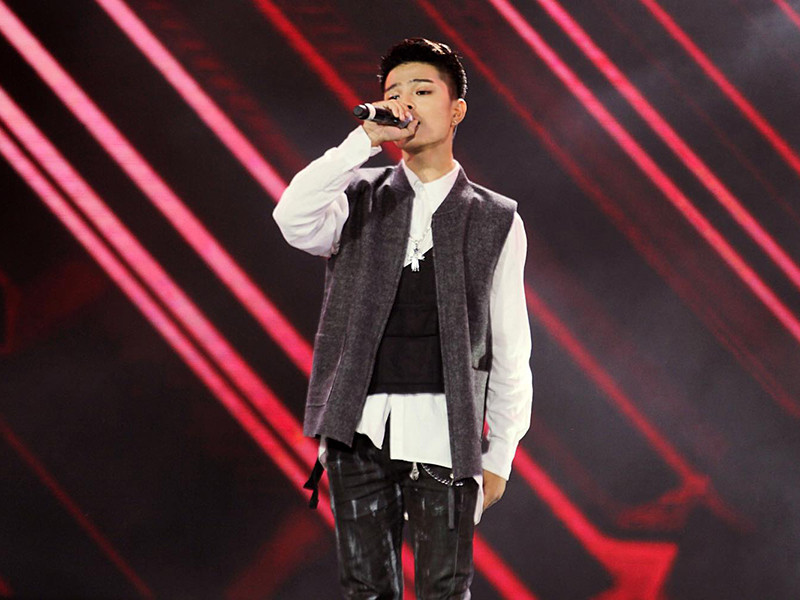 Chia sẻ trên Zing mới đây, Quang Anh cho biết, trong năm 2020, anh dự định trở lại với âm nhạc với một số dự án nhưng không thành do ảnh hưởng của dịch bệnh.