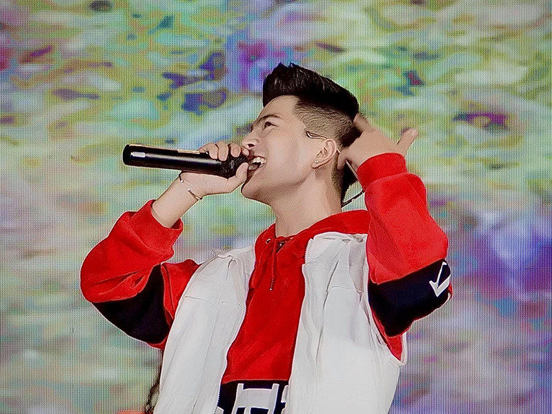 Trong khi đó, âm nhạc hiện tại của Quang Anh là những bản nhạc luôn có sự pha trộn từ âm nhạc điện tử, trong đó cũng có nhiều phong cách như Rap/HipHop, R&amp;b, Funky, Ballad, Pop, House.