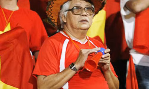 Tiet lo dac biet ve NSUT Duc Trung - ong Phan “Huong duong nguoc nang”-Hinh-3