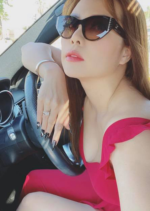 Nhiều người có lẽ bất ngờ khi biết cô đã bước sang tuổi 37, từng 4 lần sinh nở.